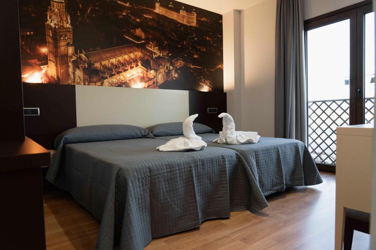 Hotel-Asador Montes Oretanos Pulgar Eksteriør billede