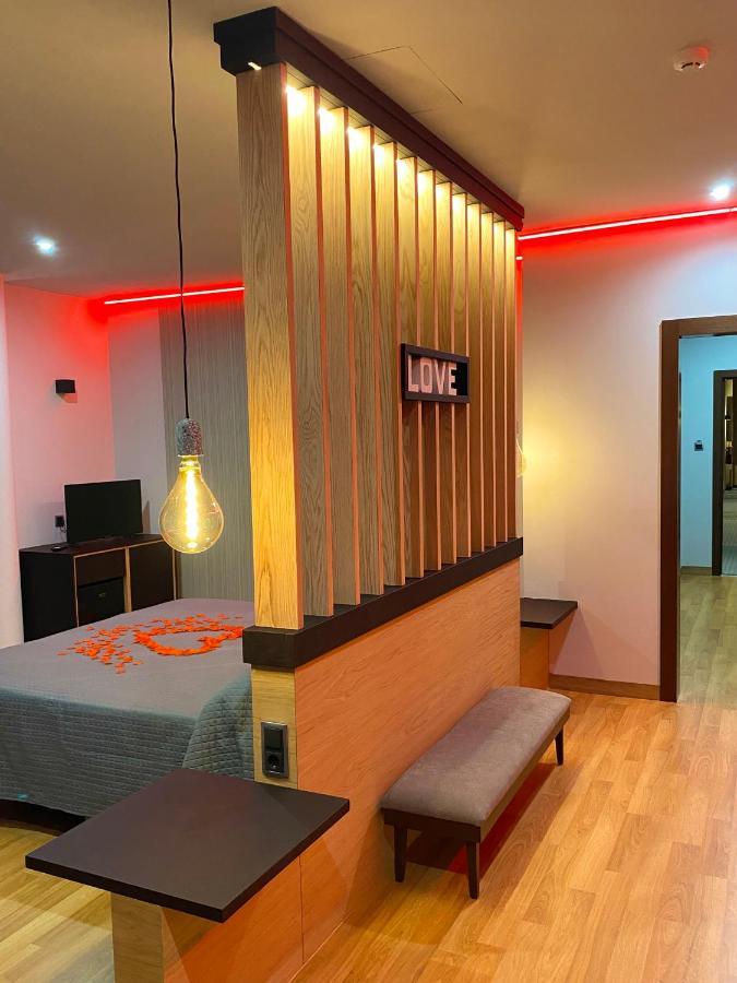 Hotel-Asador Montes Oretanos Pulgar Eksteriør billede