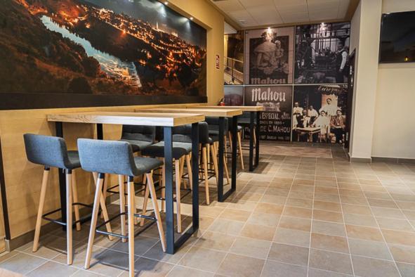 Hotel-Asador Montes Oretanos Pulgar Eksteriør billede